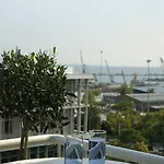 Anessis Hotel 3*