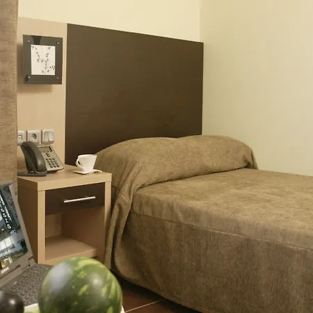 Anessis Szálloda 3*