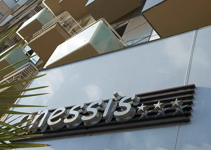 Anessis 3* סלוניקי