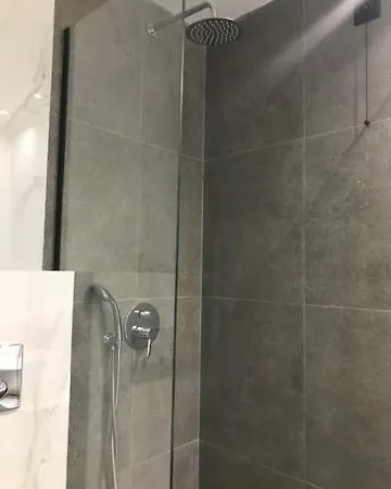 Anessis 3* סלוניקי